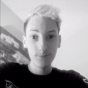 Meet your Posher, Joshua